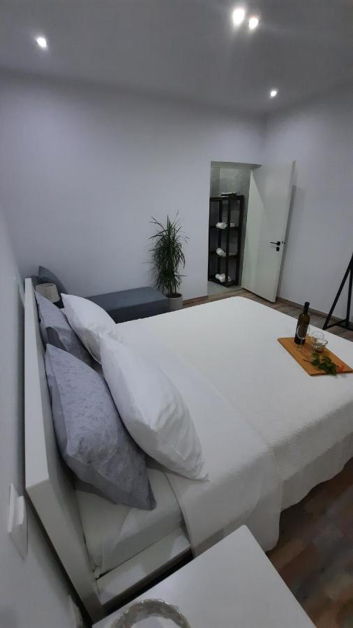 아테네 Glyfada Vacation Apt 아파트 외부 사진